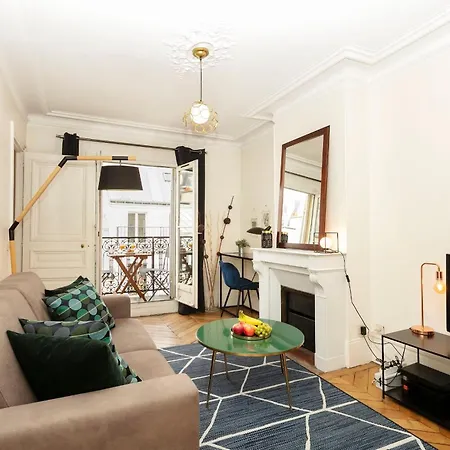 Bnbnova - Notre-dame - 1br With Balcony * Paris